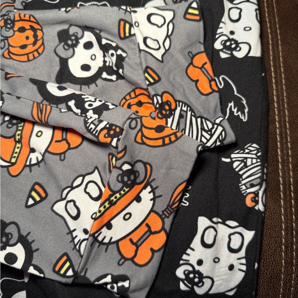 Hello Kitty Halloween PJs Bundle - Picture 3 of 6